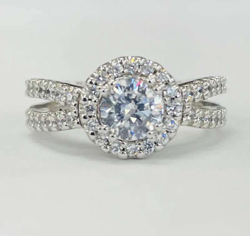 engagement rings with vintage diamonds-Romance - Modern Split Shank Halo Diamond Setting