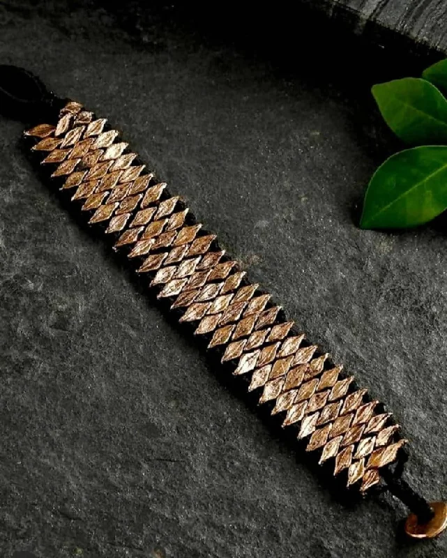 women’s studded bangle-Bling Accessories Shell Metal Casting Weaved Bracelet In Thread