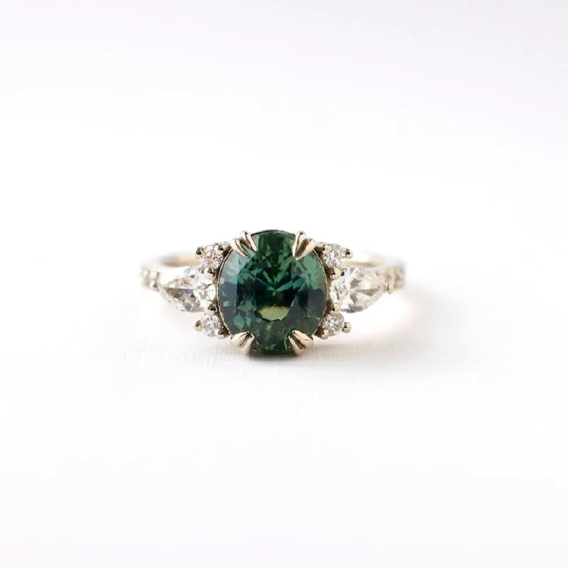 engagement rings with white diamonds-Rosalind Ring - 2.56 Carat Green Oval Sapphire