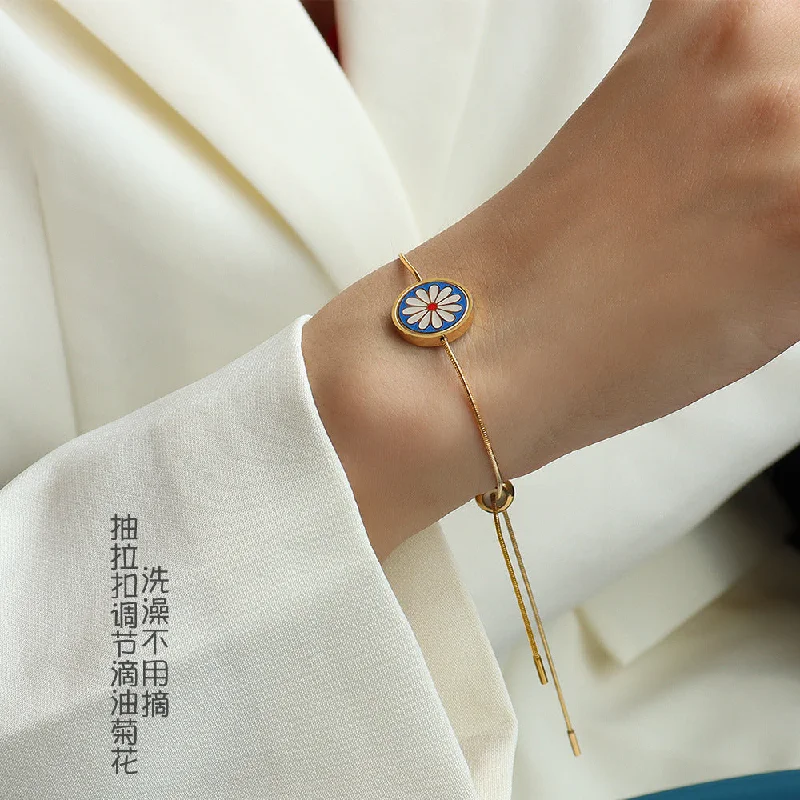 E117 Gold-Drawn Pull Buckle Adjustable Chrysanthemum Bracelet