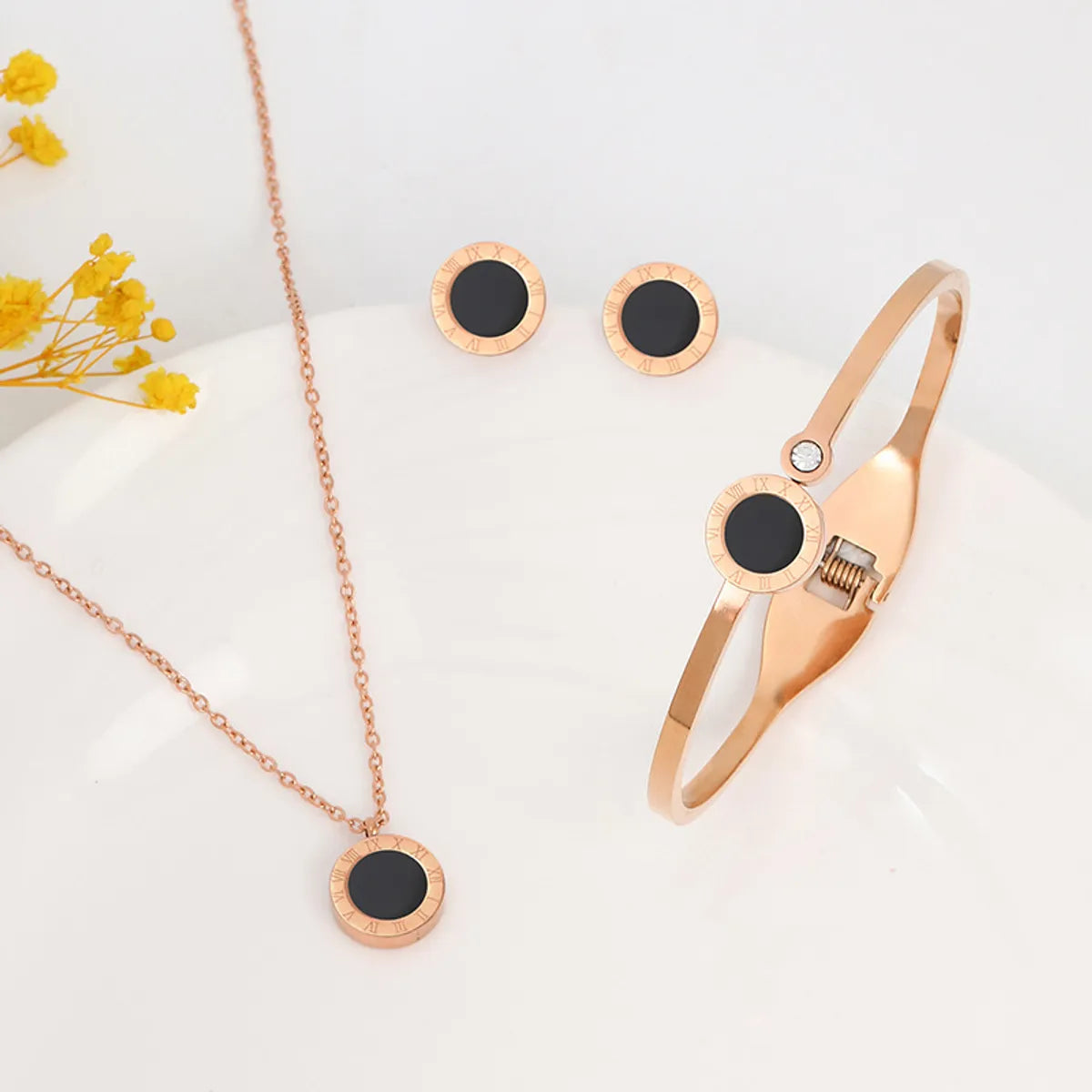 Rose Gold Roman Three-Piece Set (Necklace Earrings Bracelet)