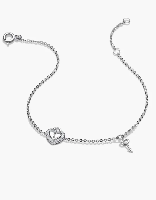 women’s sterling silver bangle-LVC Cheri Locket Heart Bracelet