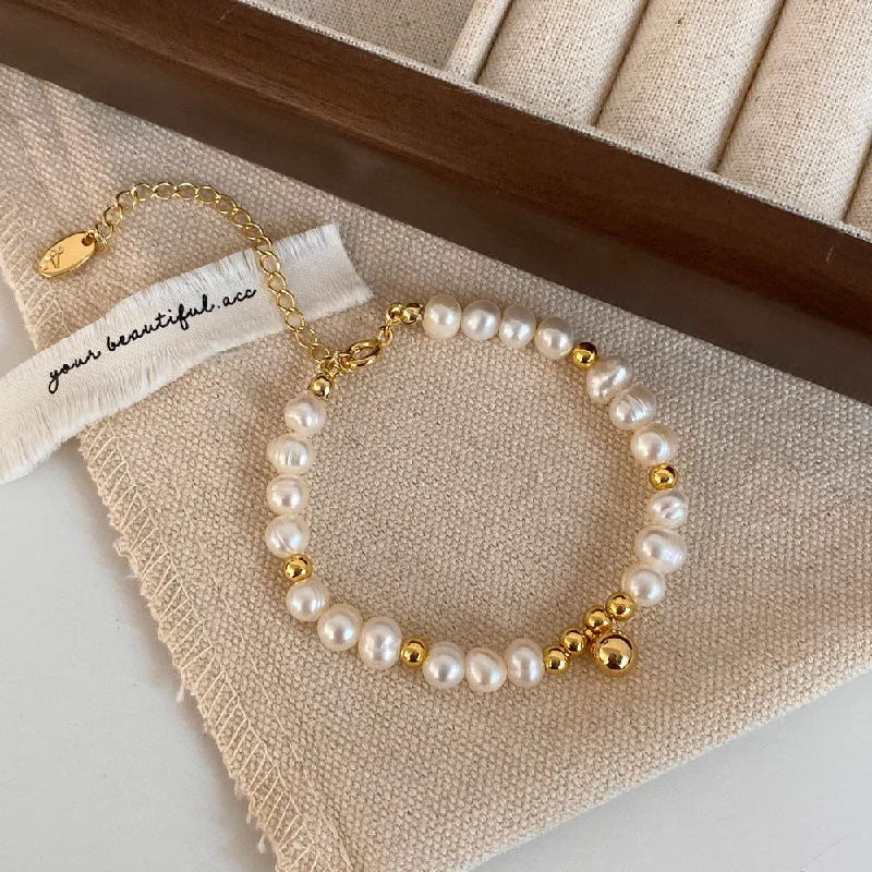 Freshwater Pearl Golden Ball Pendant Bracelet